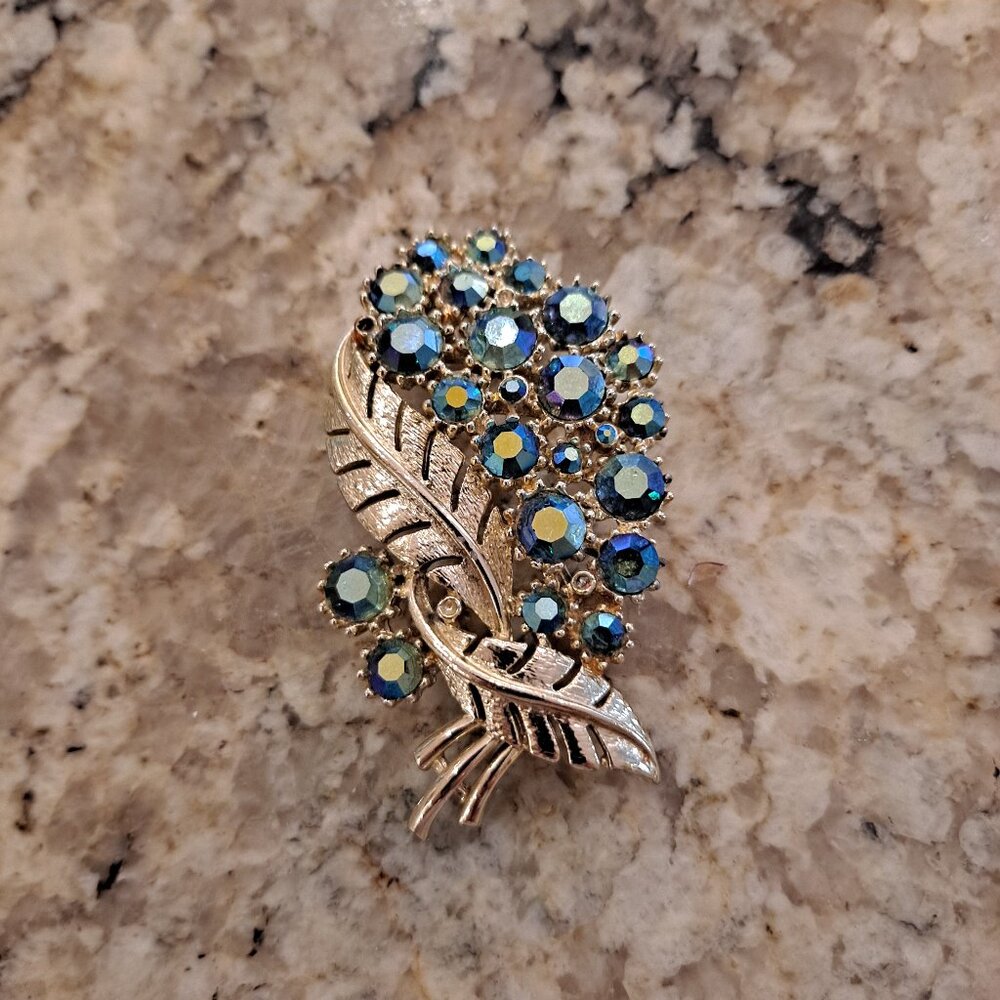 Vintage CORO Teal Rhinestone Gold Tone Brooch